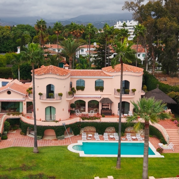 Real Estate FPV Drone Services